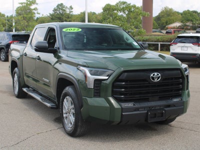 2022 Toyota Tundra 2WD SR5