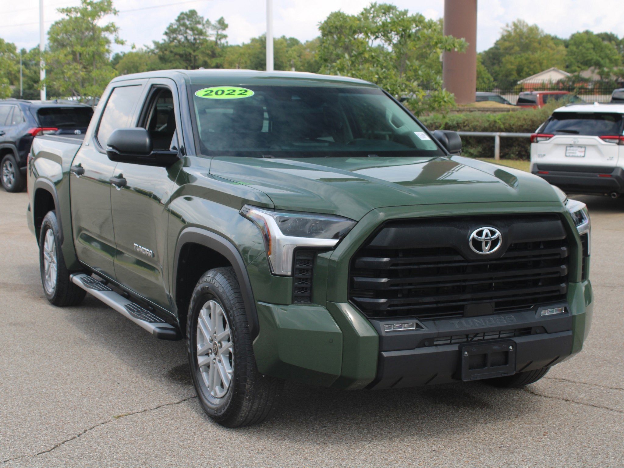 2022 Toyota Tundra 2WD SR5