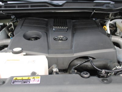 2022 Toyota Tundra 2WD SR5