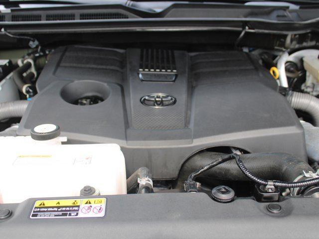 2022 Toyota Tundra 2WD SR5