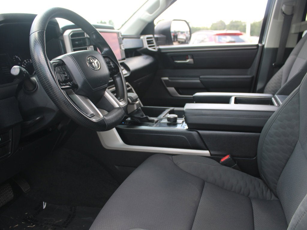 2022 Toyota Tundra 2WD SR5