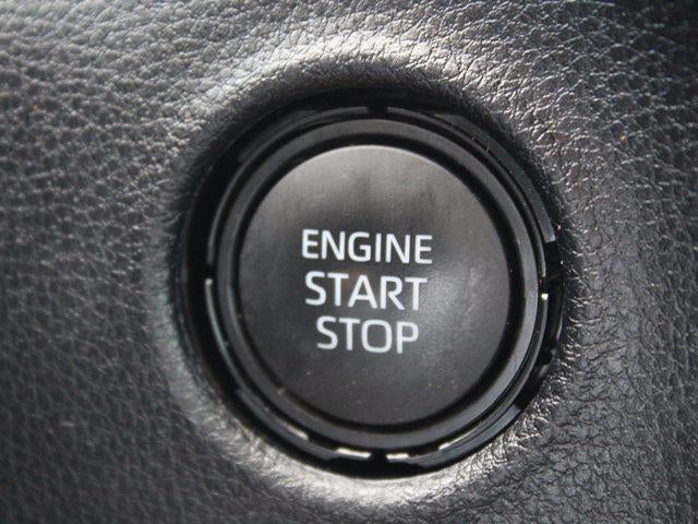 2022 Toyota Tundra 2WD SR5