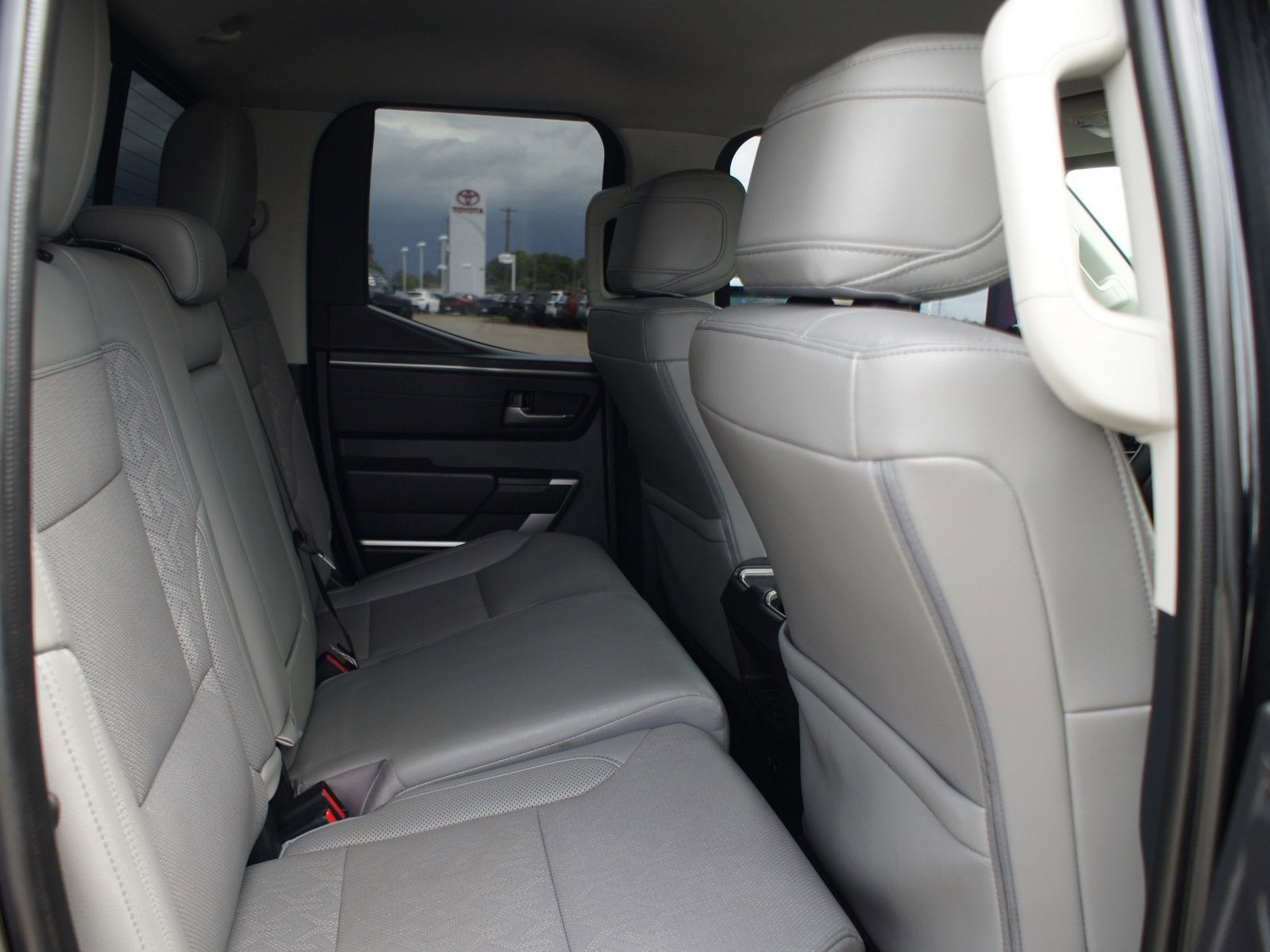 2024 Toyota Tundra 4WD SR5