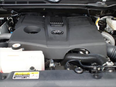 2024 Toyota Tundra 4WD SR5