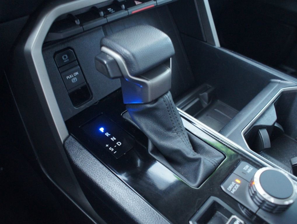 2023 Toyota Tundra 4WD SR5