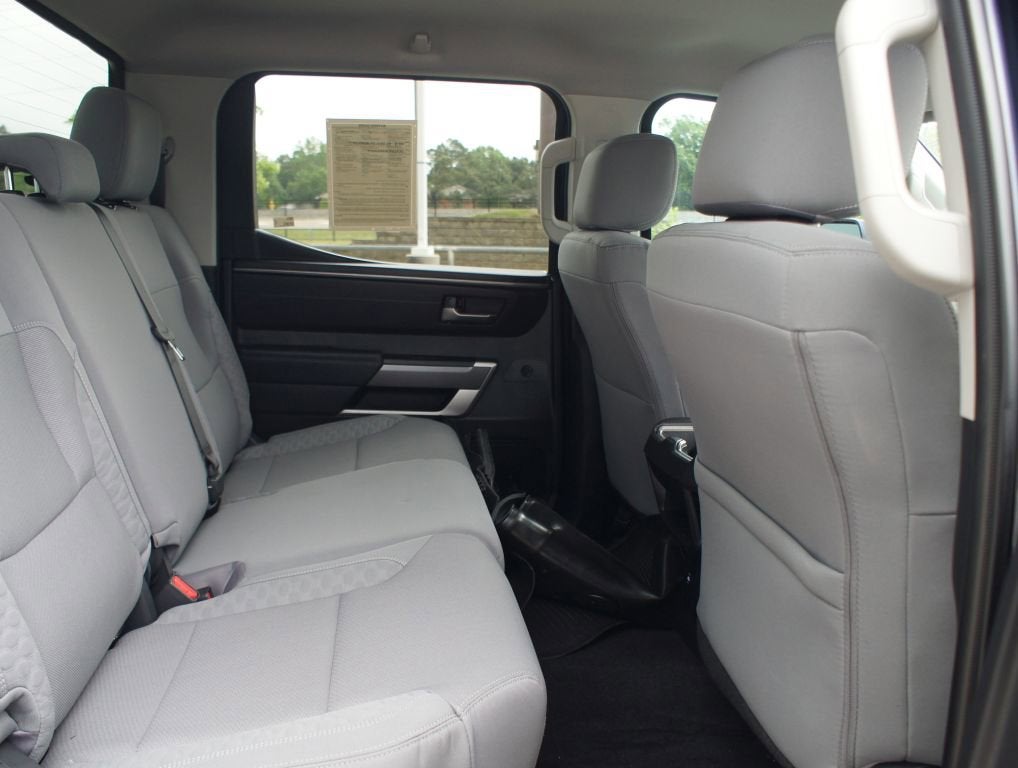 2023 Toyota Tundra 4WD SR5