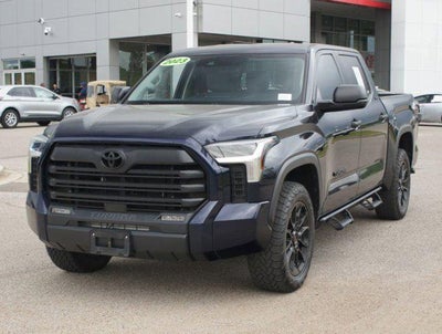 2023 Toyota Tundra 4WD SR5