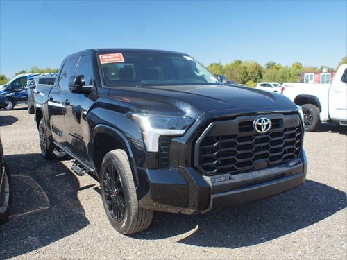 2023 Toyota Tundra 4WD SR5