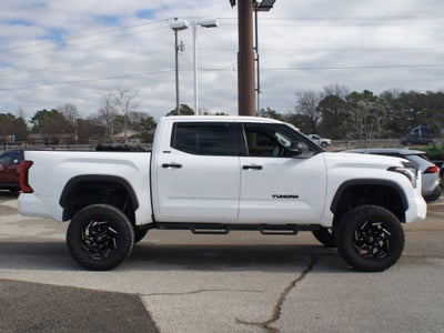 2022 Toyota Tundra 4WD SR5