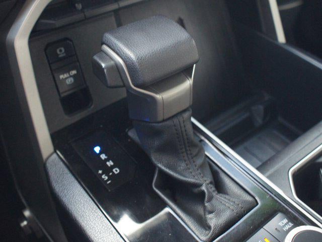 2022 Toyota Tundra 4WD SR5