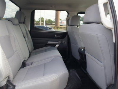 2022 Toyota Tundra 4WD SR5