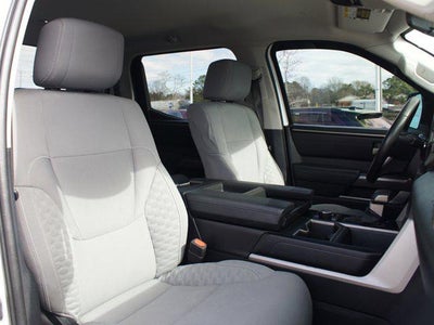 2022 Toyota Tundra 4WD SR5