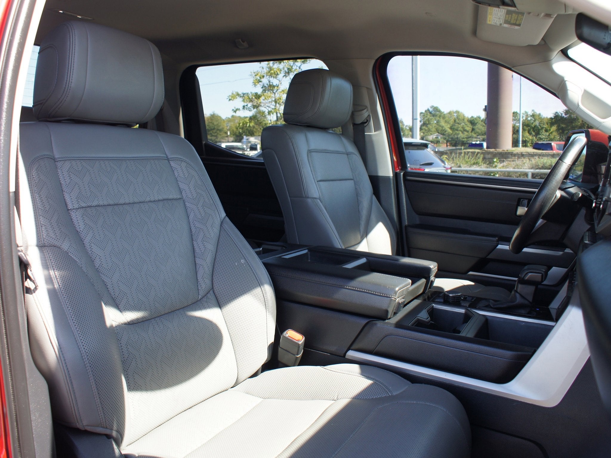 2022 Toyota Tundra 4WD SR5