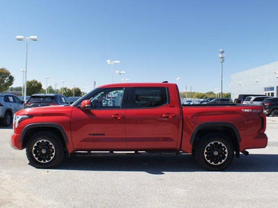 2022 Toyota Tundra 4WD SR5