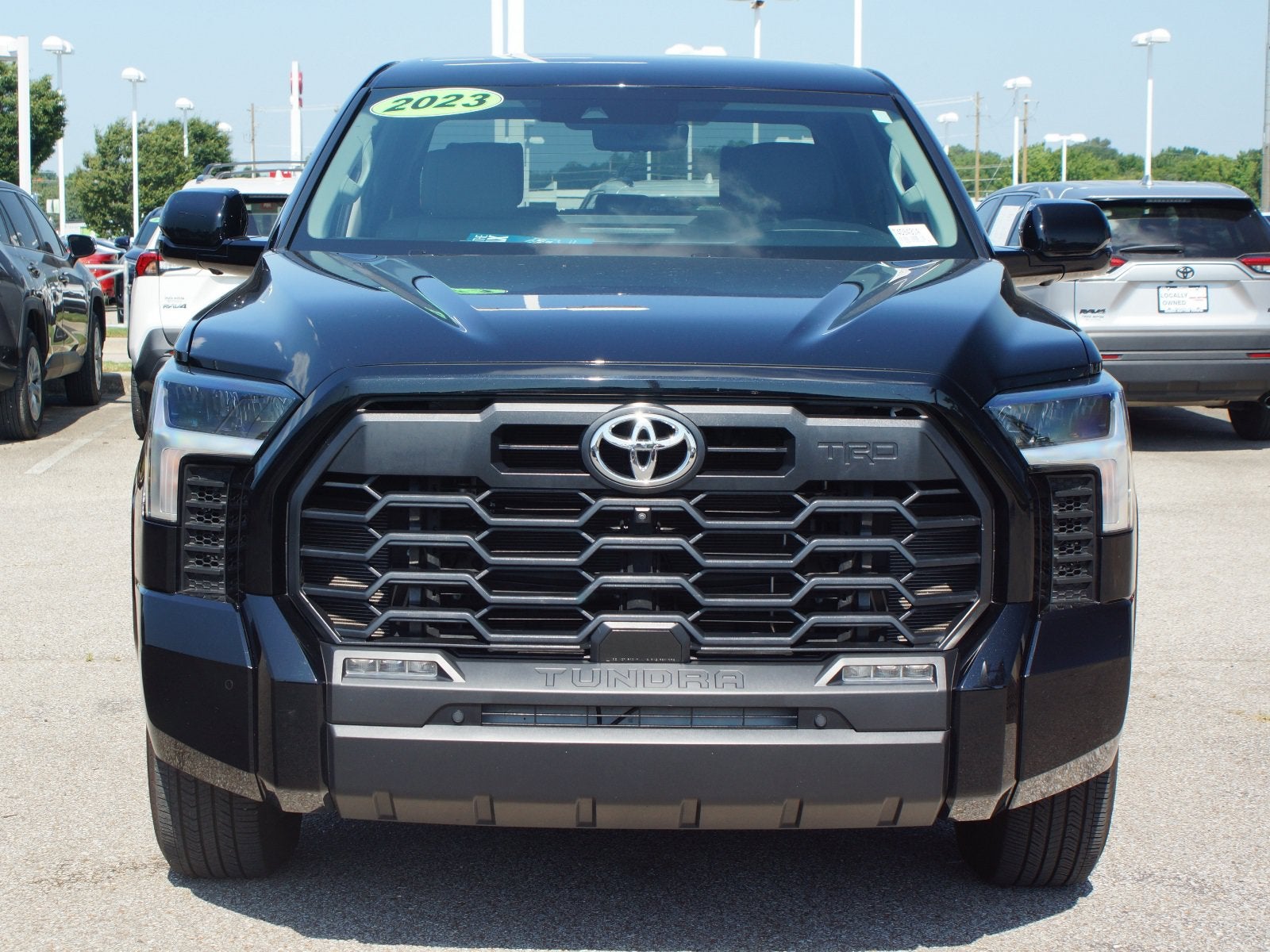 2023 Toyota Tundra 4WD SR5