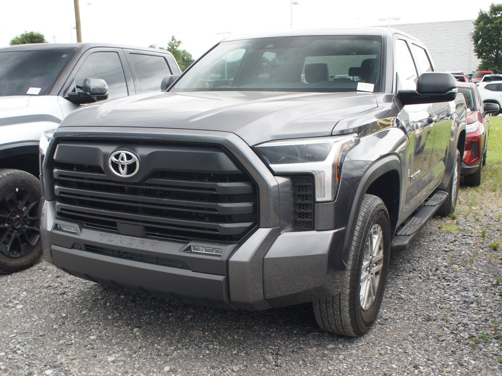 2025 Toyota Tundra 4WD SR5
