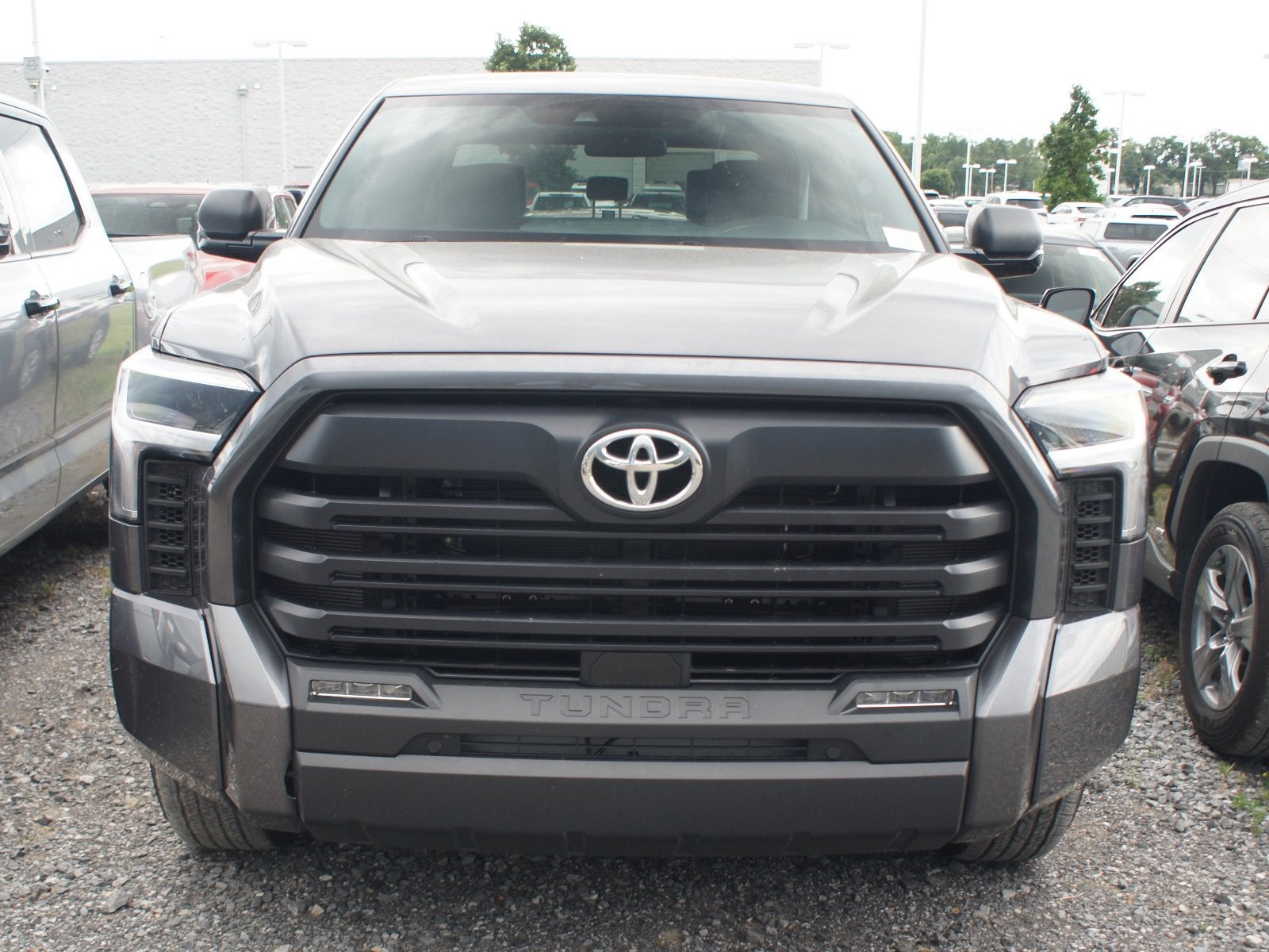 2025 Toyota Tundra 4WD SR5