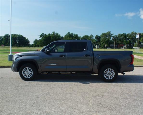 2025 Toyota Tundra 4WD SR5