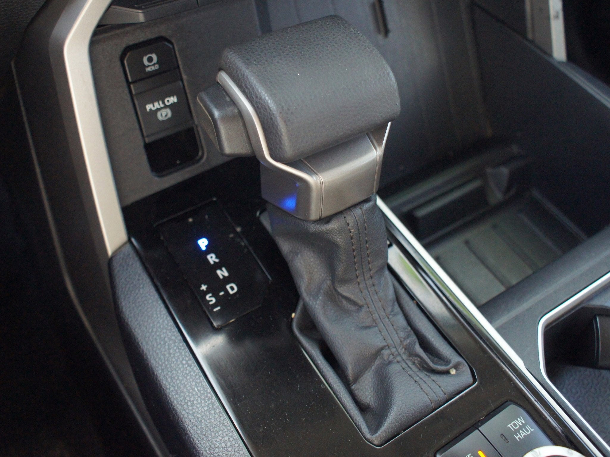 2022 Toyota Tundra 4WD SR5