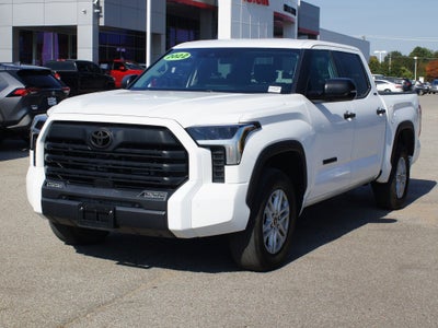 2022 Toyota Tundra 4WD SR5