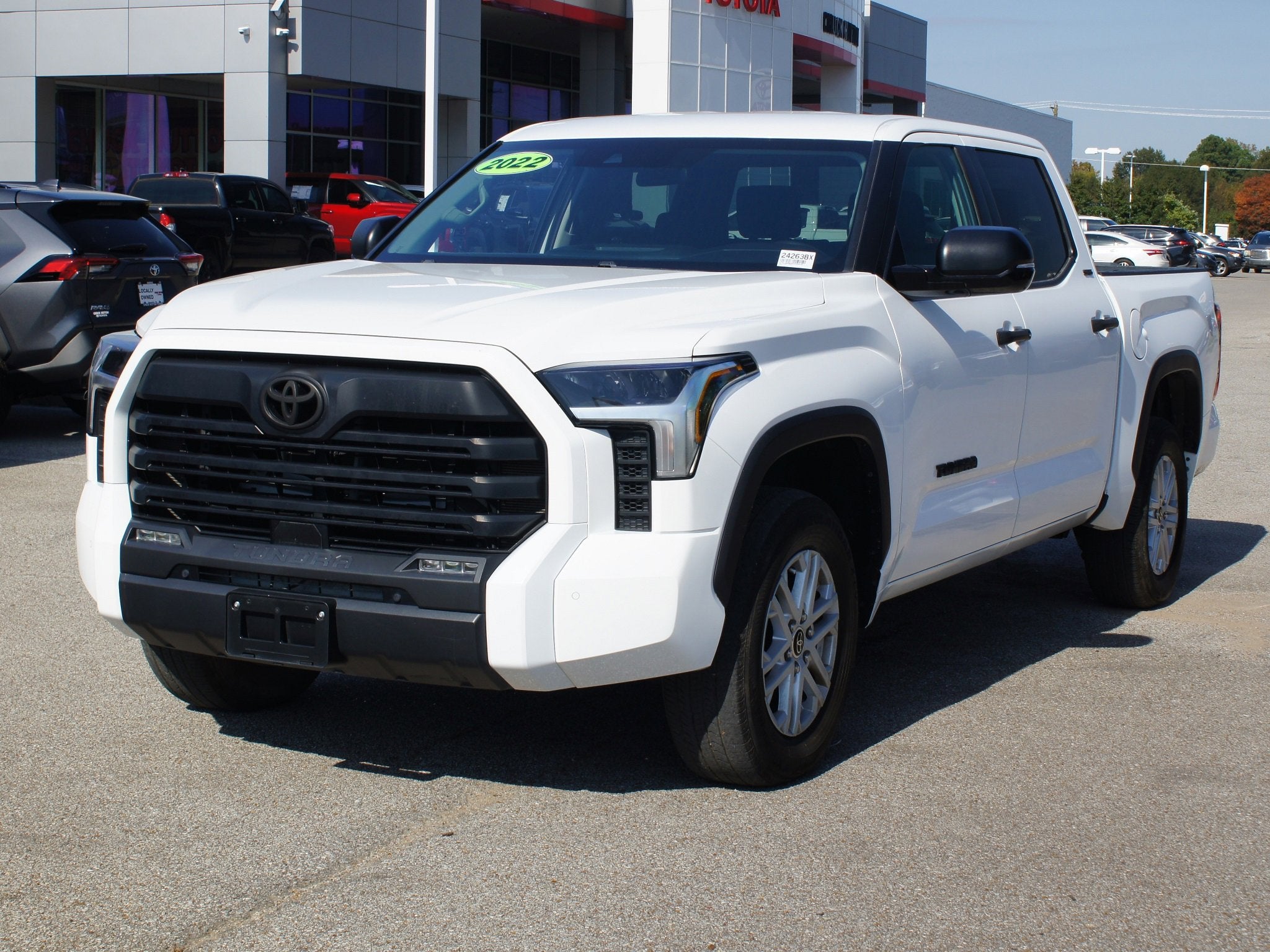 2022 Toyota Tundra 4WD SR5