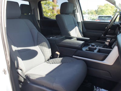 2022 Toyota Tundra 4WD SR5