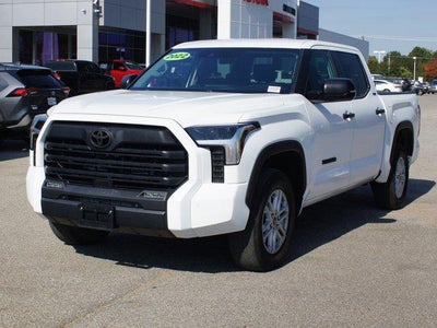 2022 Toyota Tundra 4WD SR5