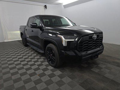 2022 Toyota Tundra 4WD SR5