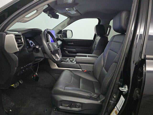 2022 Toyota Tundra 4WD SR5