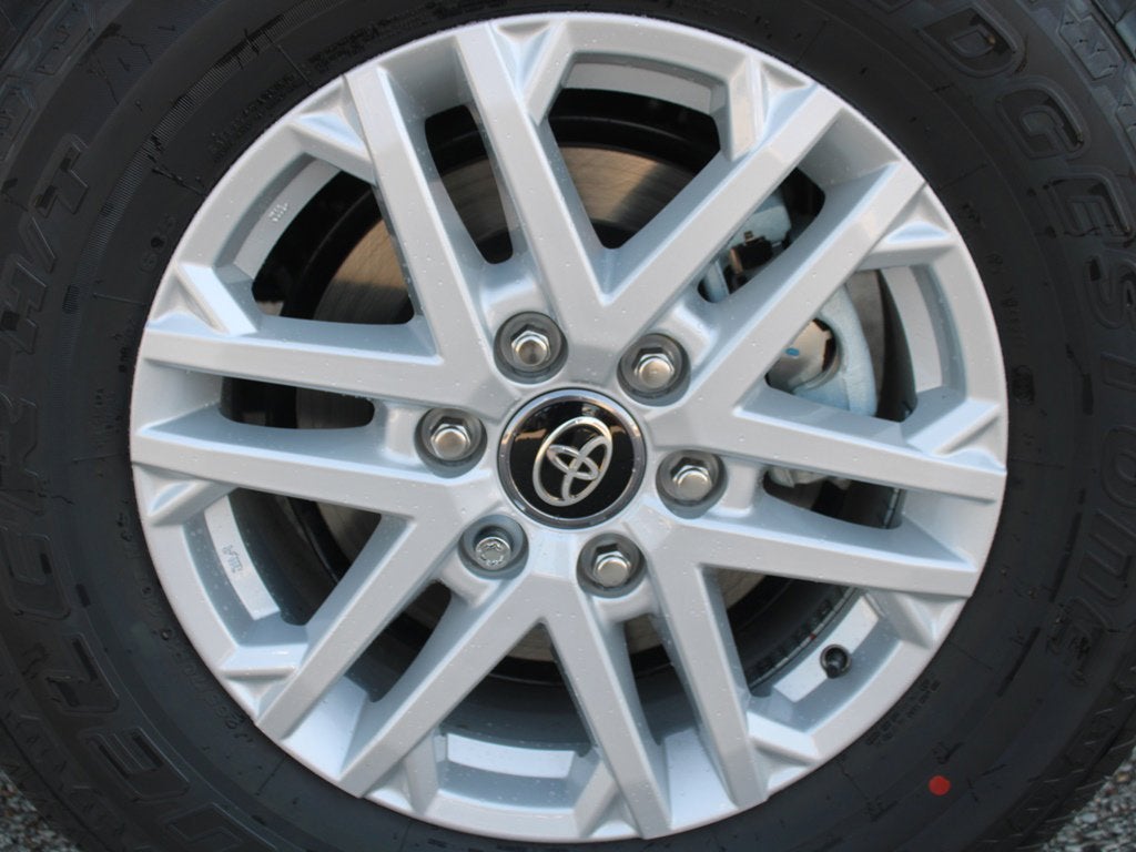 2026 Toyota Tundra 4WD SR5