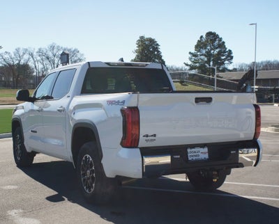 2022 Toyota Tundra 4WD SR5