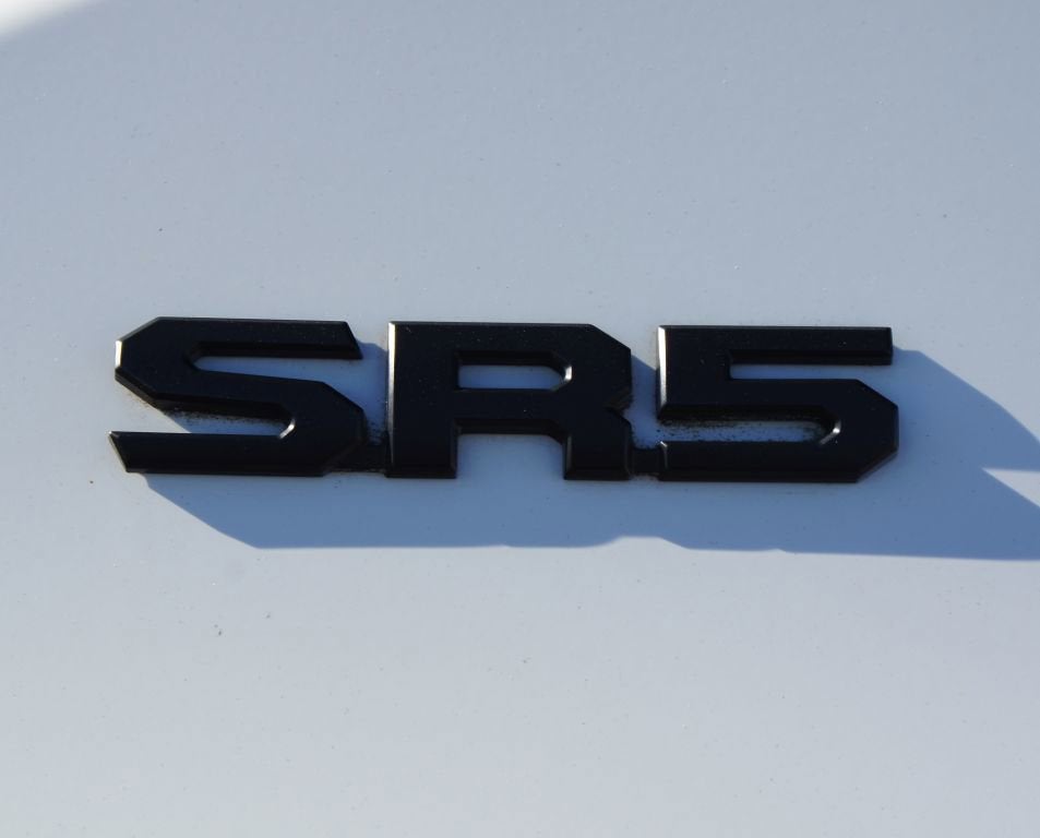 2022 Toyota Tundra 4WD SR5