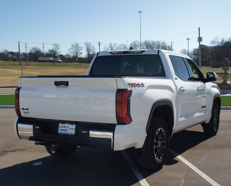 2022 Toyota Tundra 4WD SR5