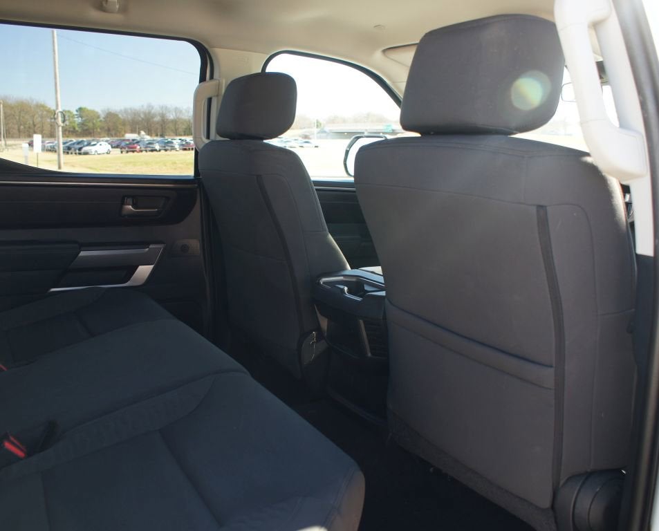 2022 Toyota Tundra 4WD SR5