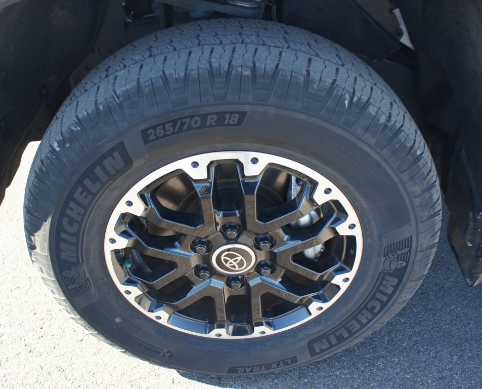 2022 Toyota Tundra 4WD SR5