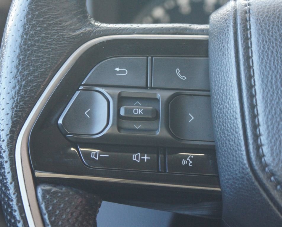 2022 Toyota Tundra 4WD SR5