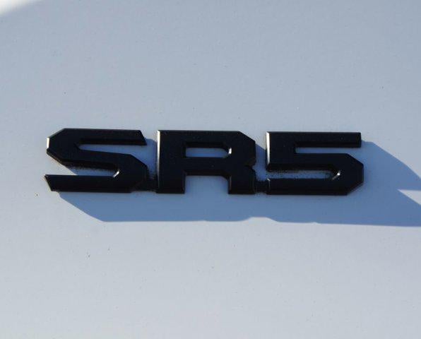 2022 Toyota Tundra 4WD SR5