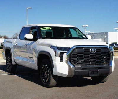 2022 Toyota Tundra 4WD SR5