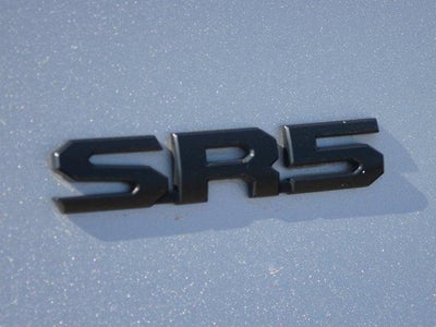 2023 Toyota Tundra 4WD SR5