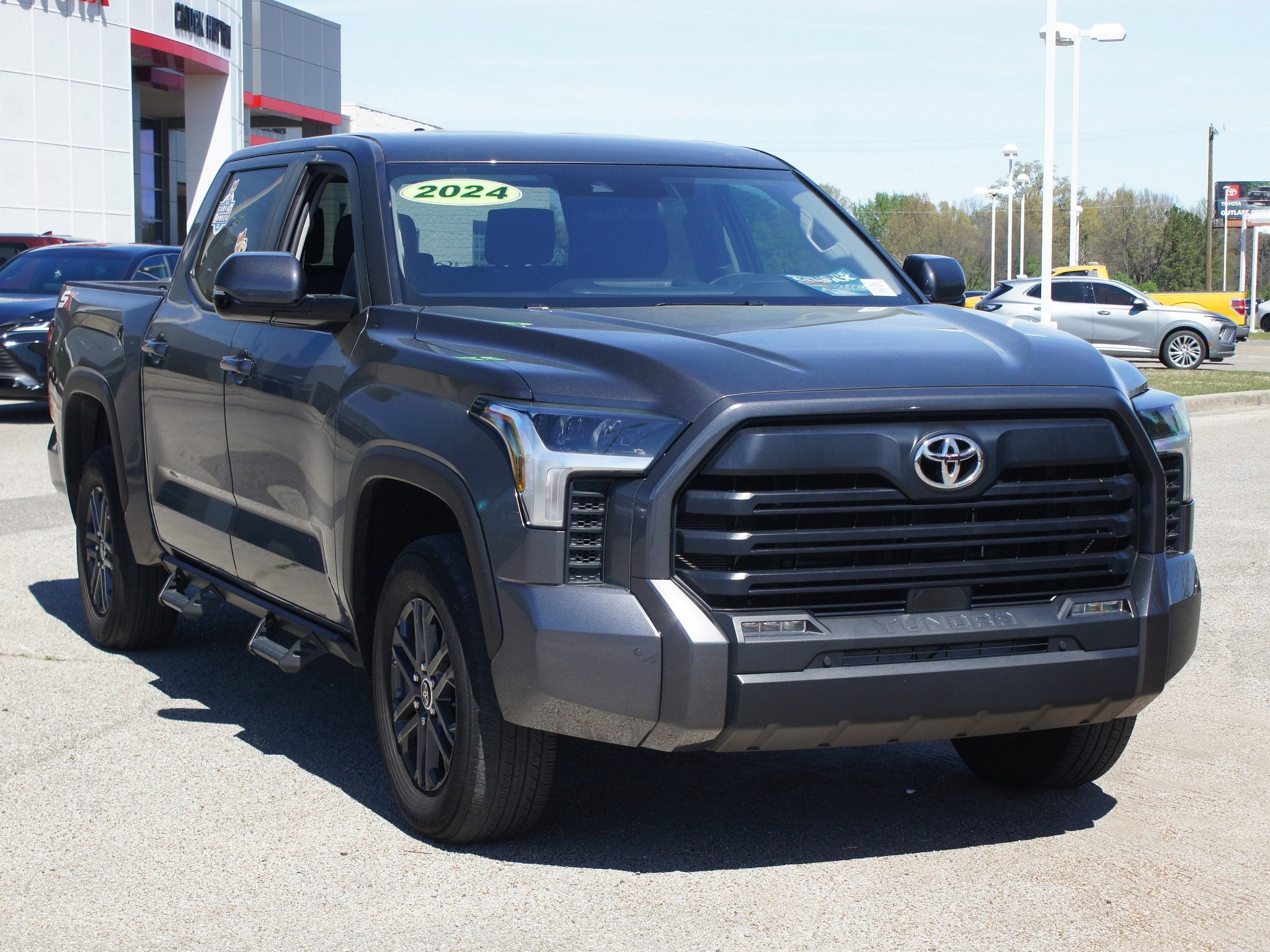2024 Toyota Tundra 4WD SR5