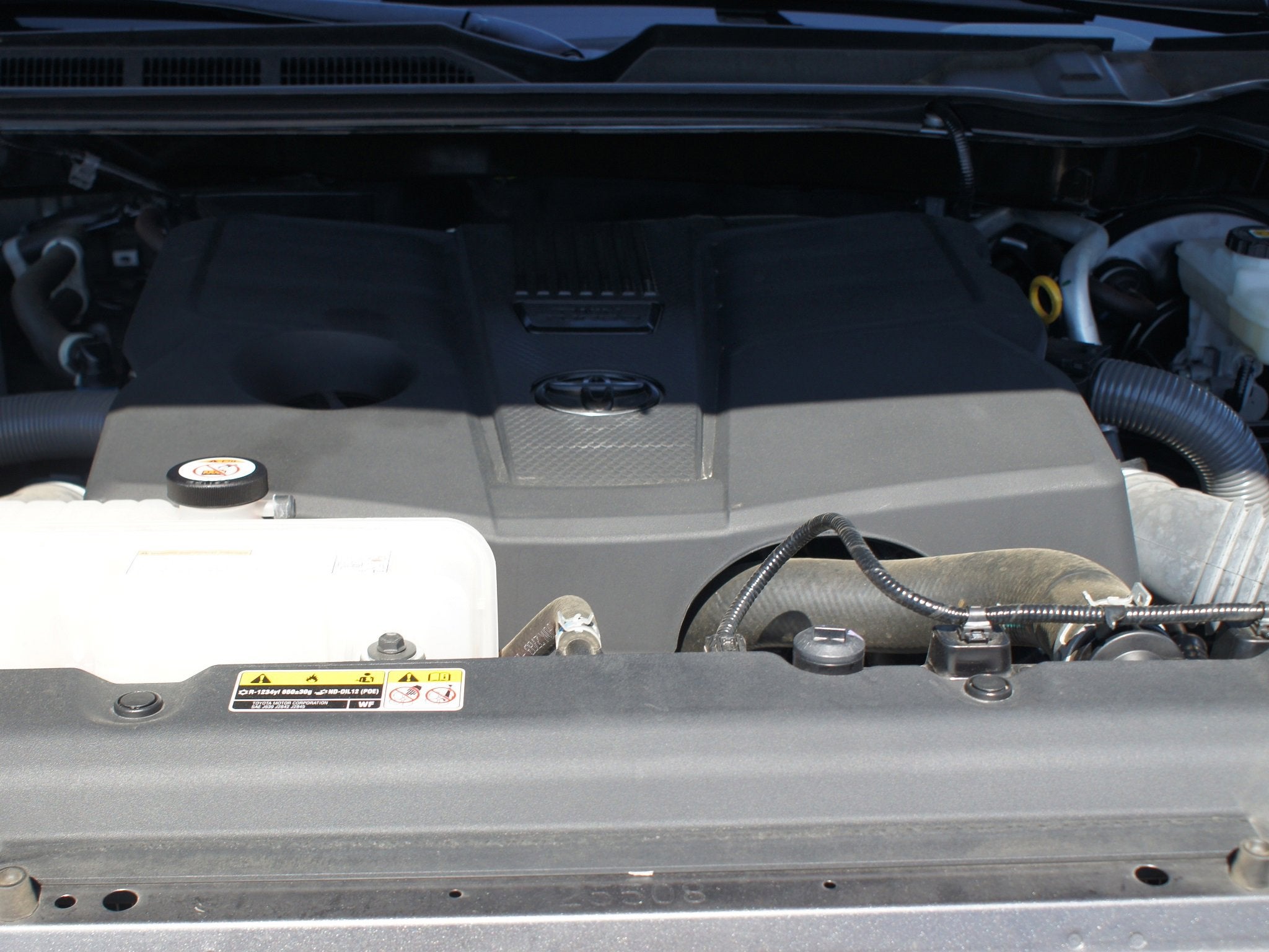 2024 Toyota Tundra 4WD SR5