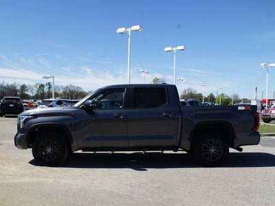 2024 Toyota Tundra 4WD SR5
