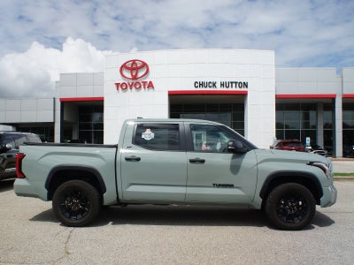 2024 Toyota Tundra 4WD SR5