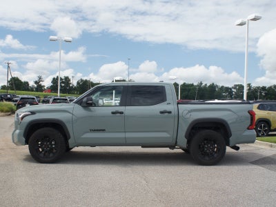 2024 Toyota Tundra 4WD SR5