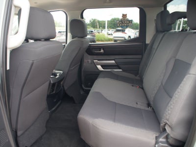 2024 Toyota Tundra 4WD SR5