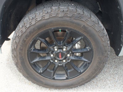 2024 Toyota Tundra 4WD SR5