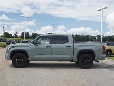 2024 Toyota Tundra 4WD SR5