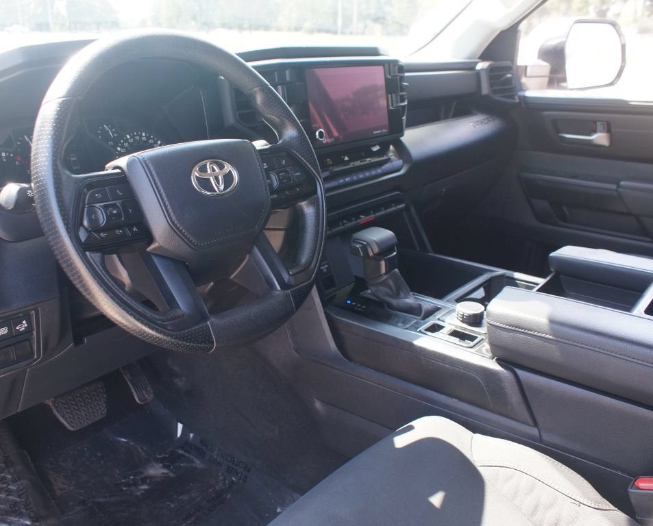 2024 Toyota Tundra 4WD SR5