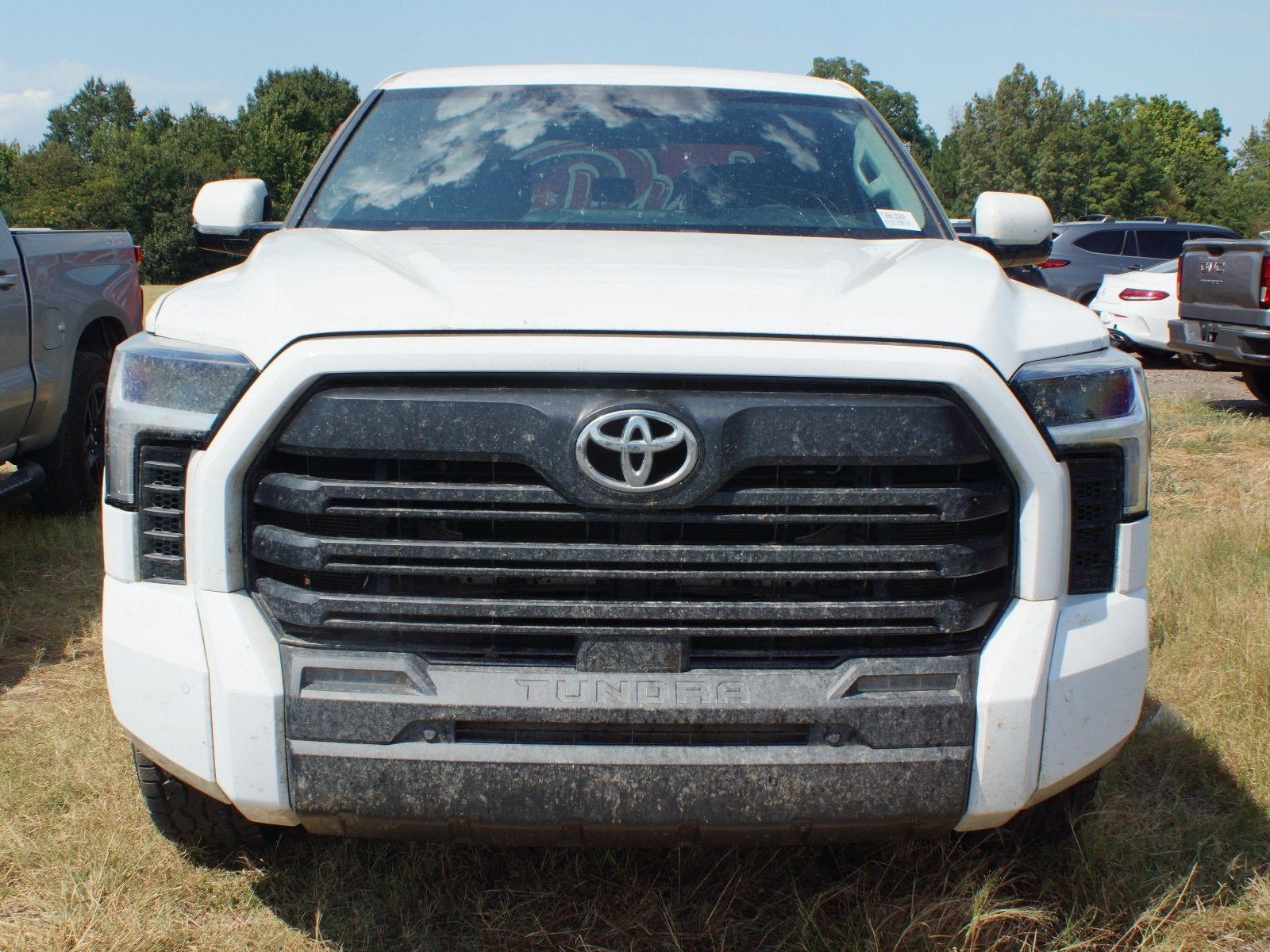 2024 Toyota Tundra 4WD SR5