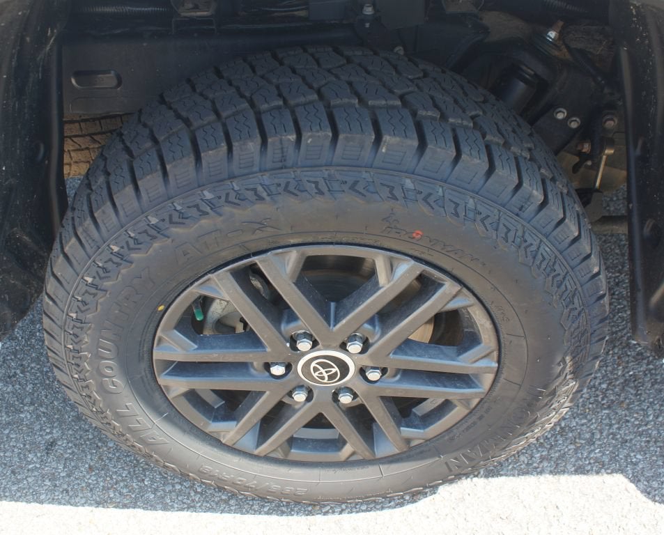2024 Toyota Tundra 4WD SR5